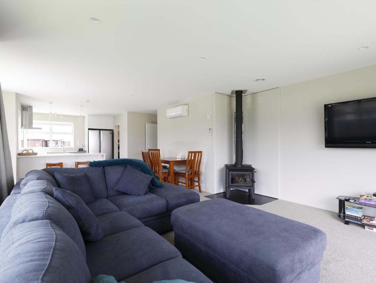 Fiordland Getaway - Te Anau Holiday Home Εξωτερικό φωτογραφία